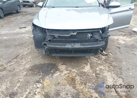 2022 Volkswagen Jetta 1.5T Se z USA, uszkodzony, nr VIN 3VW7M7BU3NM026296